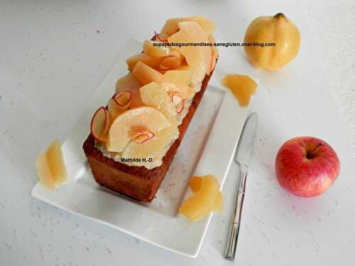 Cake amande, coing, pomme et rose de Mathilde, clin d'oeil à Vénus de Pierre Hermé