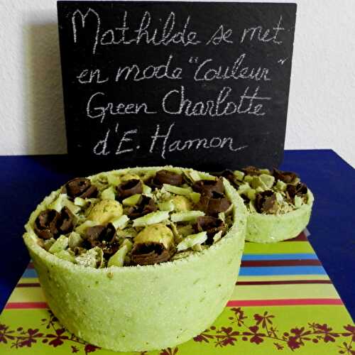 Green Charlotte par Emmanuel Hamon : biscuit au citron vert, crémeux au caramel, mousse au chocolat au lait