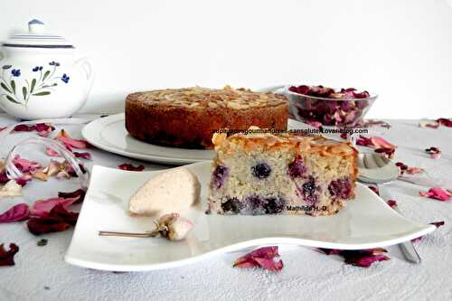 Gâteau coco, amandes, myrtilles d'après Yotam Ottolenghi