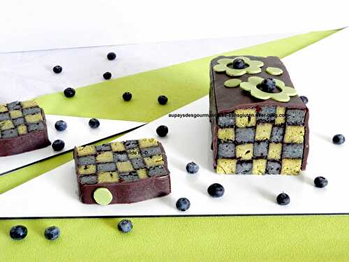 Cake damier Myrtille Thé Matcha d'après Ken Thomas