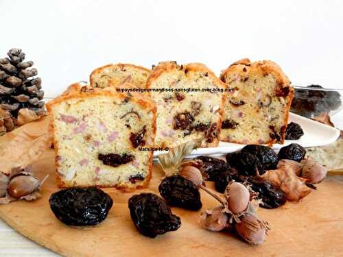 Cake aux lardons, aux pruneaux et aux noisettes d'après Sophie Dudemaine