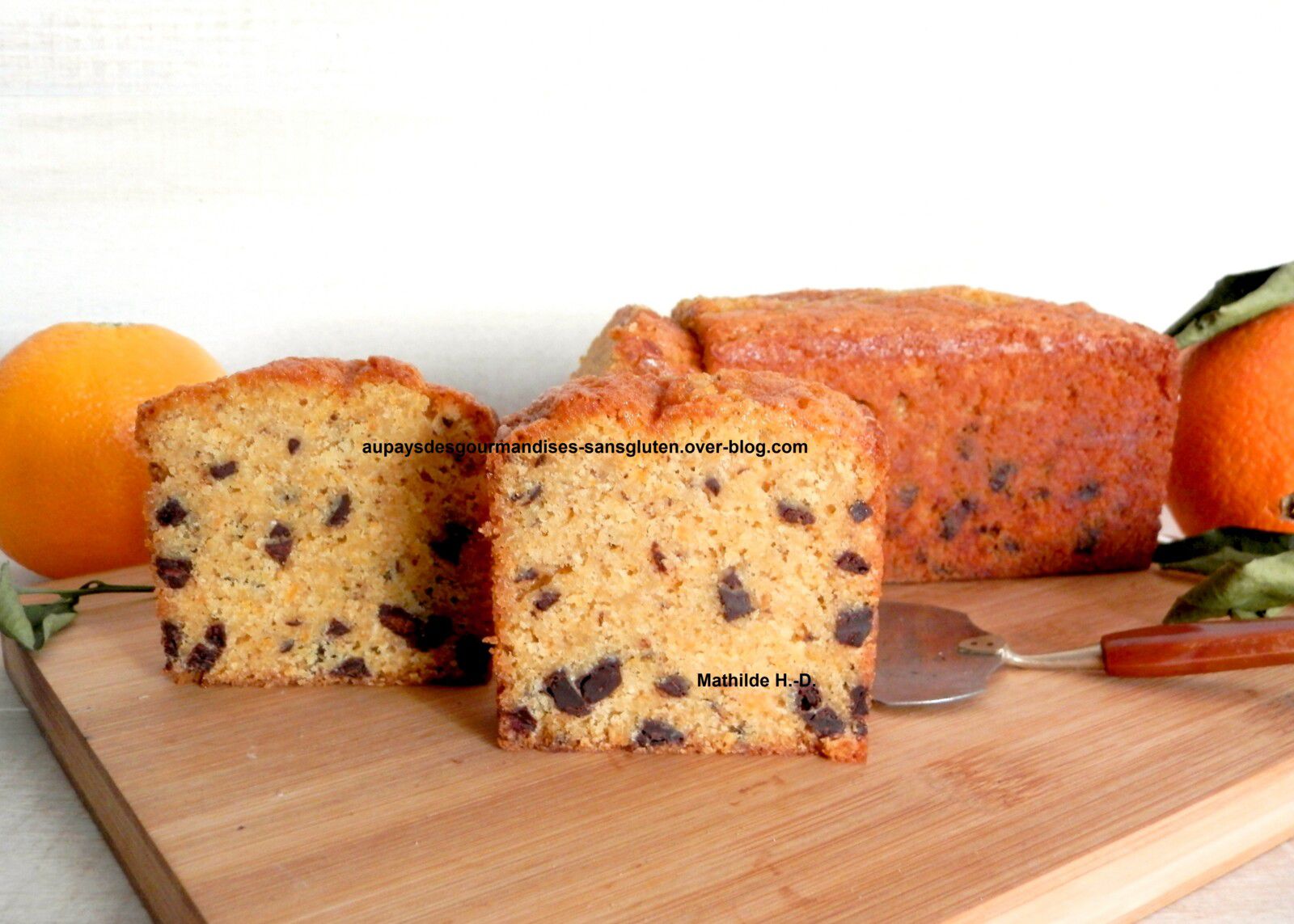 Réinterprétation du cake à l'orange (sans gluten et sans lactose) de Philippe Conticini : version avec des pépites de chocolat