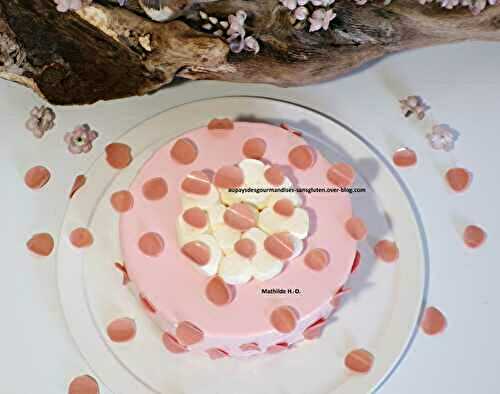 Entremets JARDIN JAPONAIS d'après Pierre Hermé : sablé citron, biscuit citron à l'huile d'olive, compote de griottes à la fève tonka et au citron, crème chantilly citron