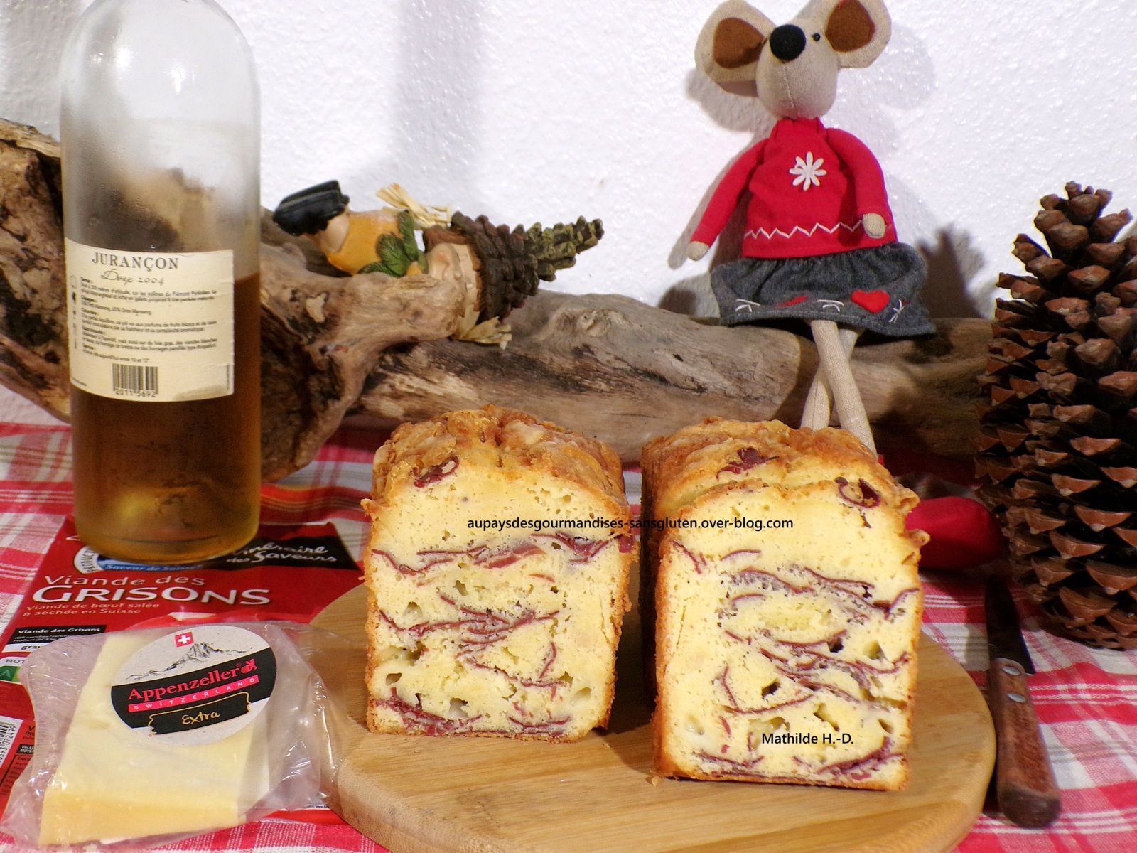 Cake des montagnes suisses sur une base de cuisine.journaldesfemmes.fr : viande des Grisons, Appenzeller, vin blanc