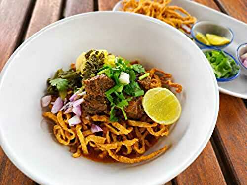 Khao Soi de bœuf : le curry emblématique de Chiang Mai