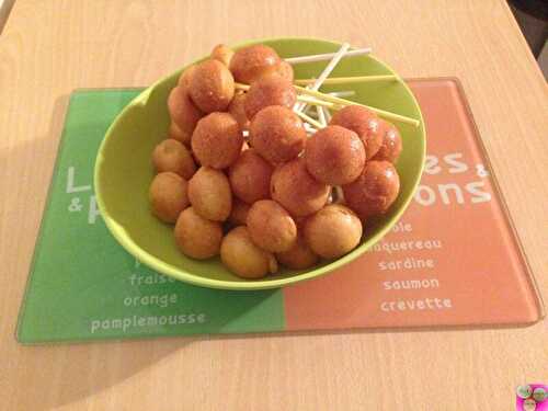 POP CAKES AUX SAUCISSES ET A LA MOUTARDE