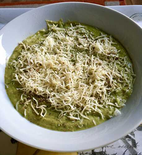 VELOUTE DE POIREAUX ULTRA CREMEUX AU FROMAGE FRAIS ET A LA CIBOULETTE