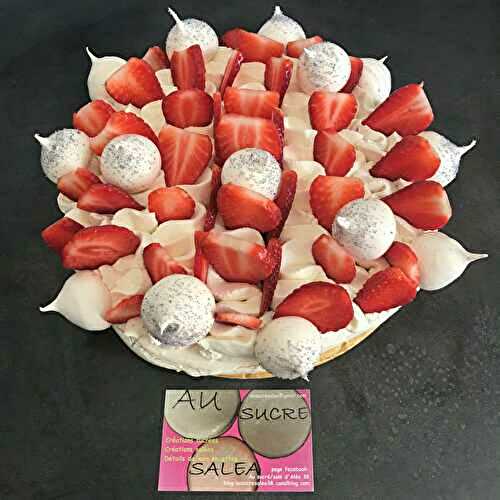 PAVLOVA FRAISES/FRAMBOISES D'APRES UNE RECETTE DE C.MICHALAK