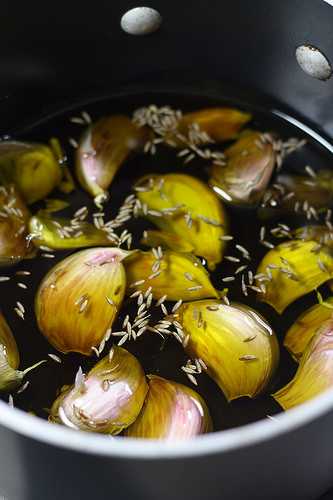 Ail confit à l'huile d'olive