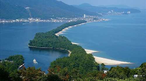 Amanohashidate, une des plus belles vues du Japon