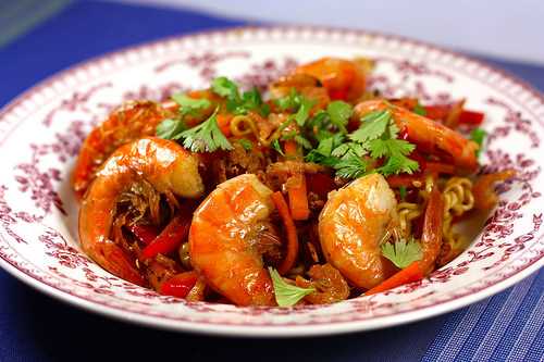 Bami Goreng : nouilles sautées aux crevettes