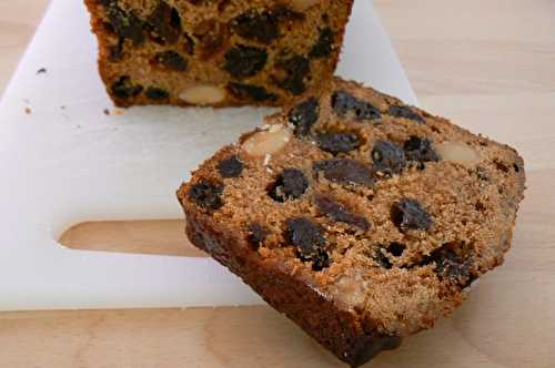 Boiled Cake de Trish Deseine, le cake anglais aux raisins