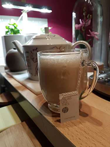 Chaï latte, une autre boisson d'hiver douce et épicée