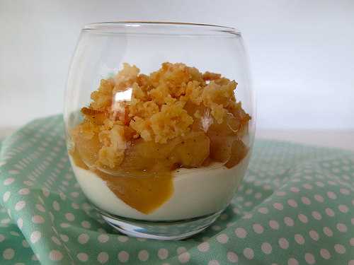 Crumble aux pommes en verrine