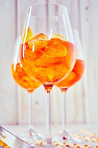 La recette du Spritz, le Cocktail Italien à l'orange amère
