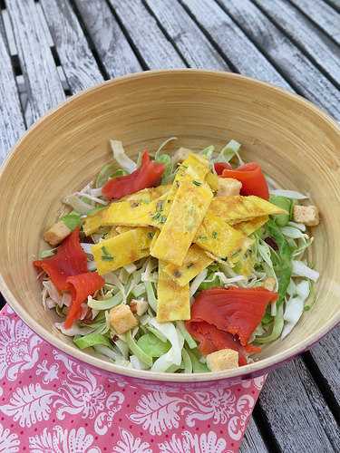 Les légumes de l'Amap, j'en fais quoi ? Salade de chou pointu aux noisettes