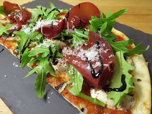 Ma pizza maison, roquette & bresaola