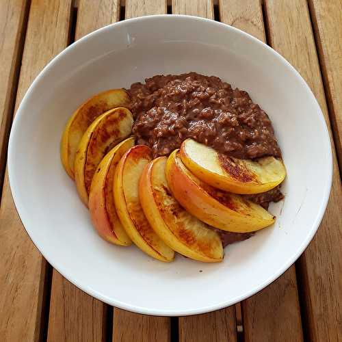 Mon porridge aux pommes pour un petit déjeuner sain et équilibré