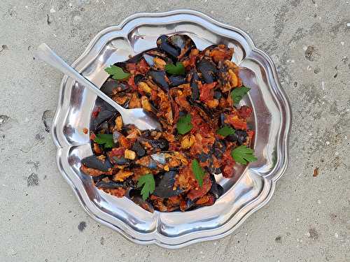 Moules à la tomate et au chorizo