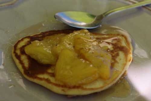 Pancakes & ananas au caramel