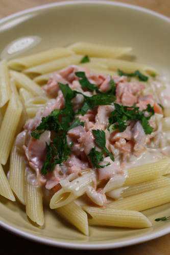 Pennes au saumon, crème au Noilly Prat