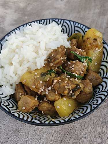 Porc caramélisé à l'ananas