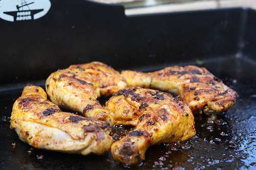 Poulet mariné à l'espagnole à la plancha