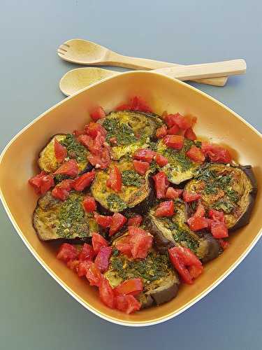 Salade d'aubergine à la tomate