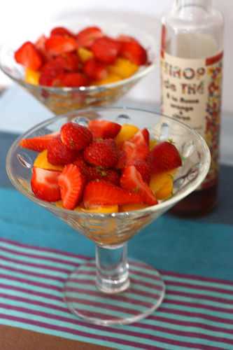 Salade de fraises au sirop de thé