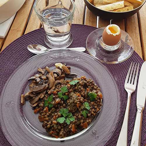 Salade de lentilles aux carottes, vinaigrette à la moutarde