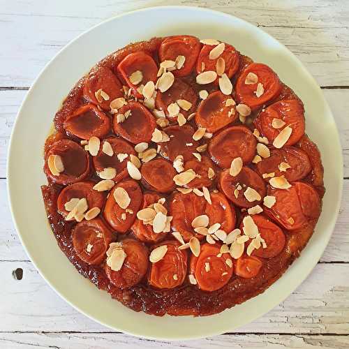 Tarte tatin aux abricots et amandes