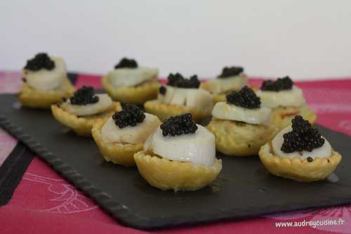 Tartelettes aux St Jacques, mousseline de sole & Caviar d'Aquitaine
