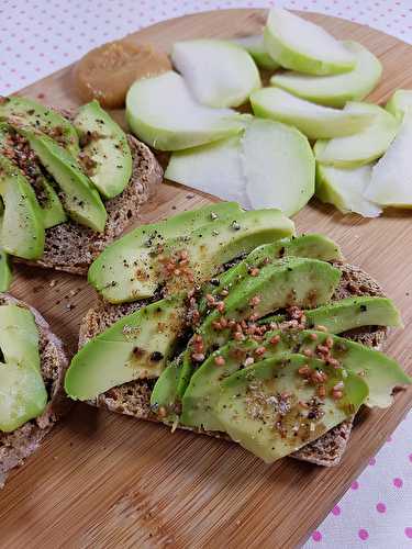 Tartines avocat & miso