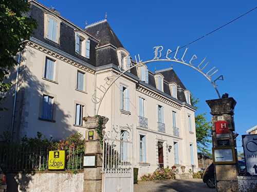 Château Bellevue, un hôtel à Cazaubon dans le Gers