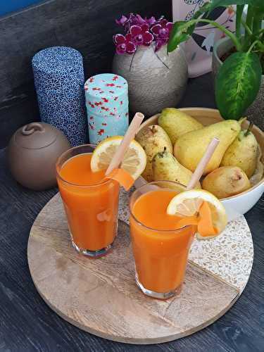 Jus orange, poire, carotte et citron