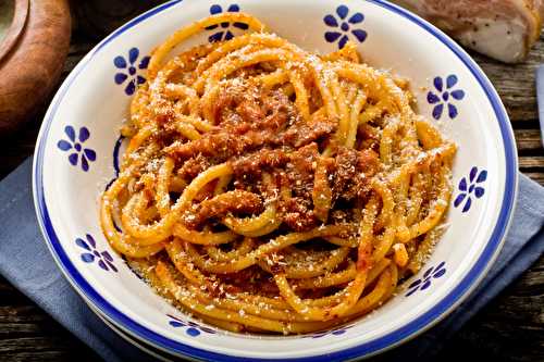 Bucatoni à l'amatriciana