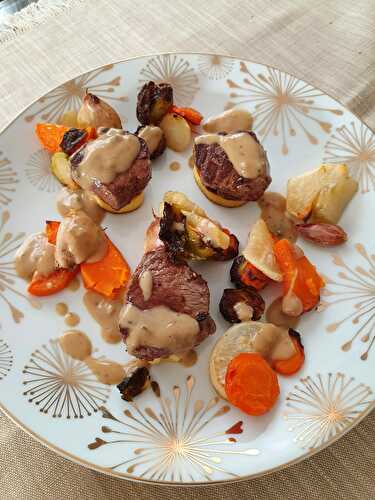 Médaillons de boeuf sauce à la truffe blanche