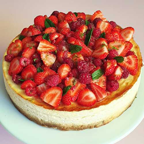 Comment réussir à la perfection la recette du cheesecake aux fruits rouges et au citron vert ?