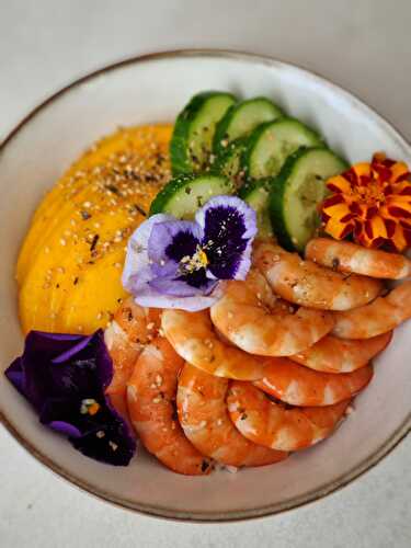 La recette du Poke-Bowl aux crevettes et à la mangue