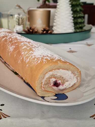 Bûche de Noël Vanille Et Marrons (biscuit Roulé Japonais)