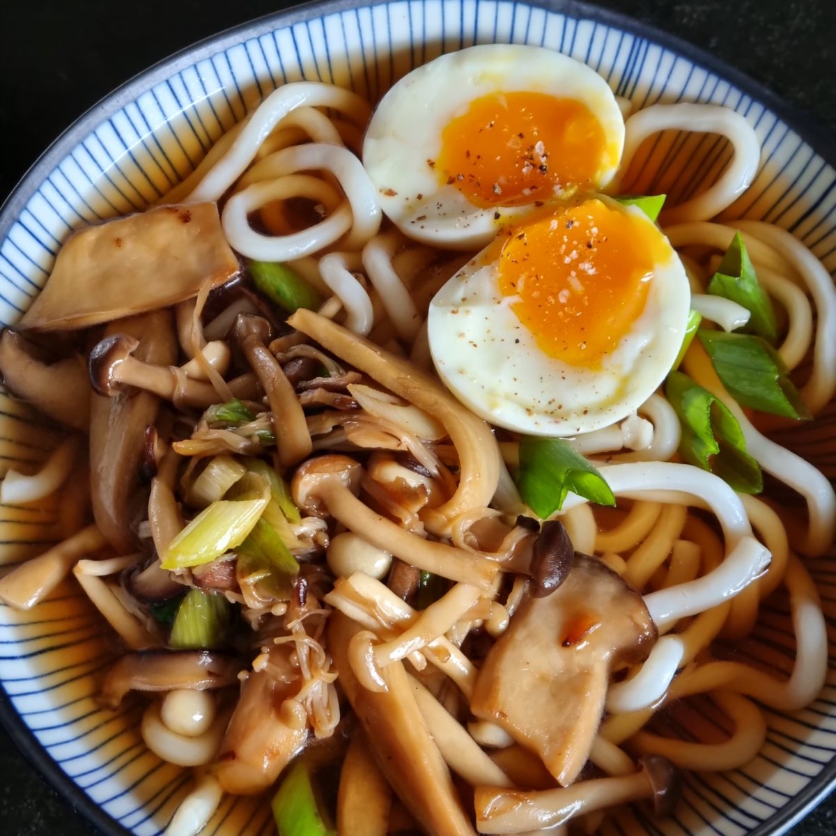 Ma recette de nouilles Udon aux champignons asiatiques