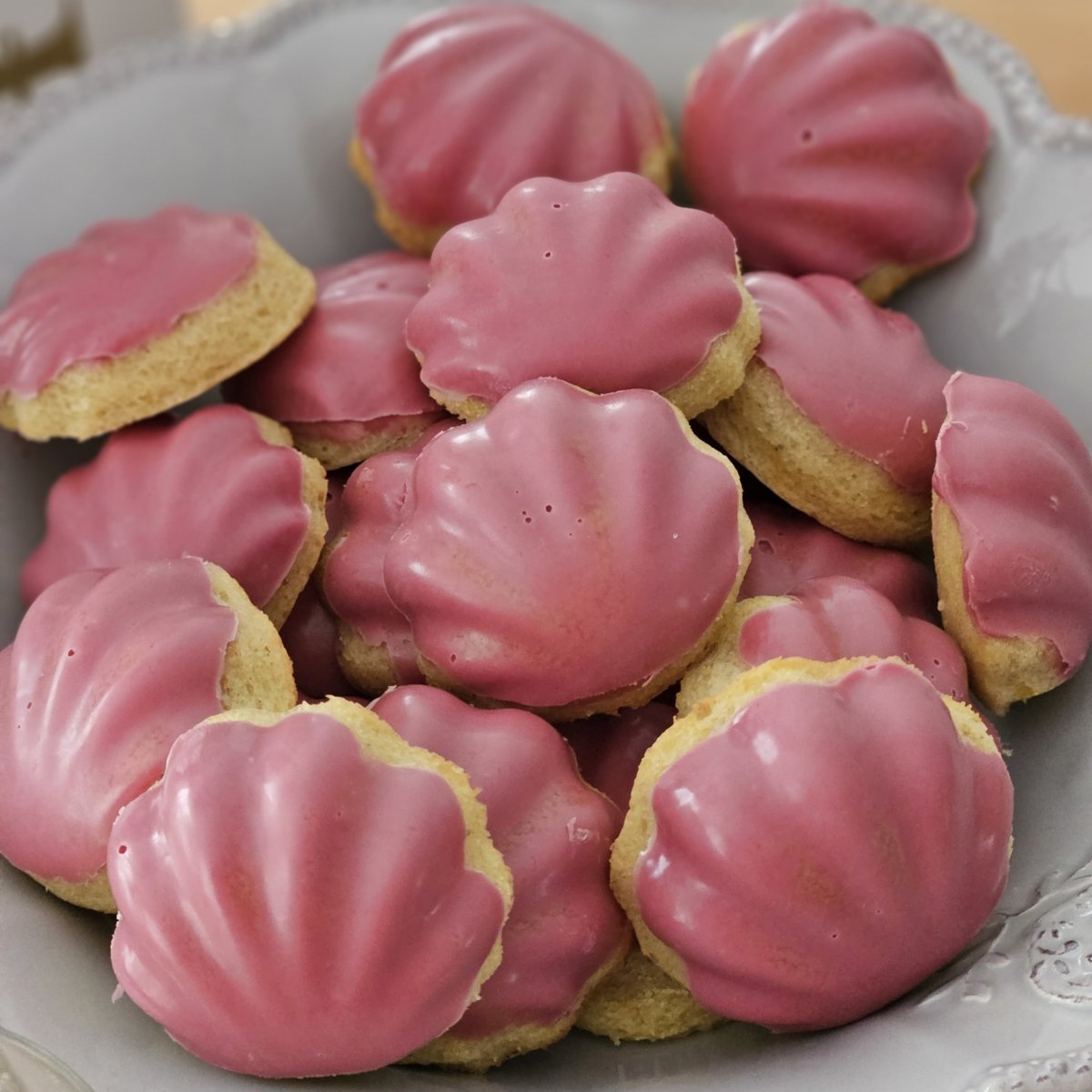 Madeleines en coque de chocolat Ruby