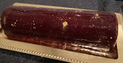 Bûche chocolat framboises