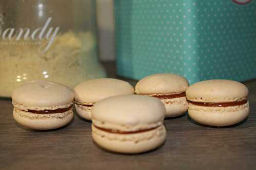 Macarons caramel beurre salé