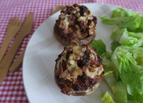 Champignons farcis au bœuf et farce fine