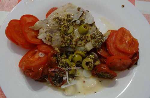 Filet de lieu à la moutarde, olives et tomates en papillote -light-