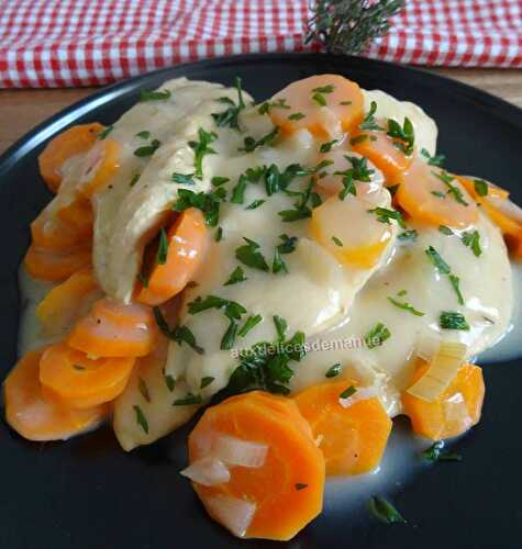 Filets de poulet aux carottes, sauce poulette -light-