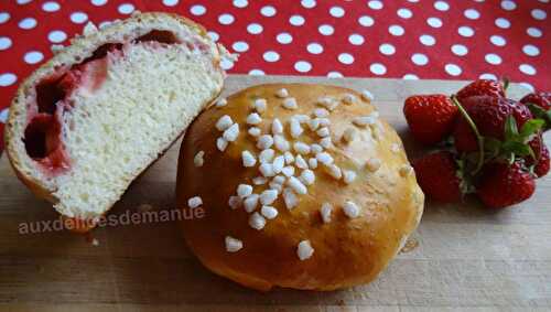 Briochettes aux fraises et caramel