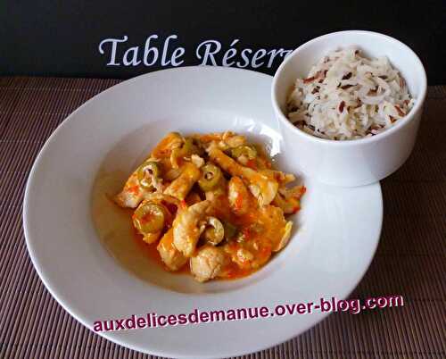 Émincés de poulet sauce poivrons et riz