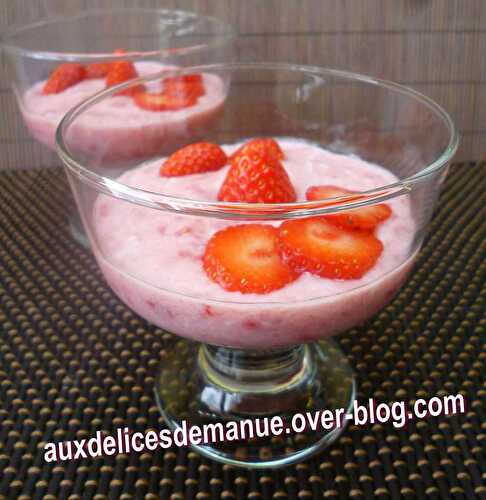 Faisselle aux fraises -LIGHT-